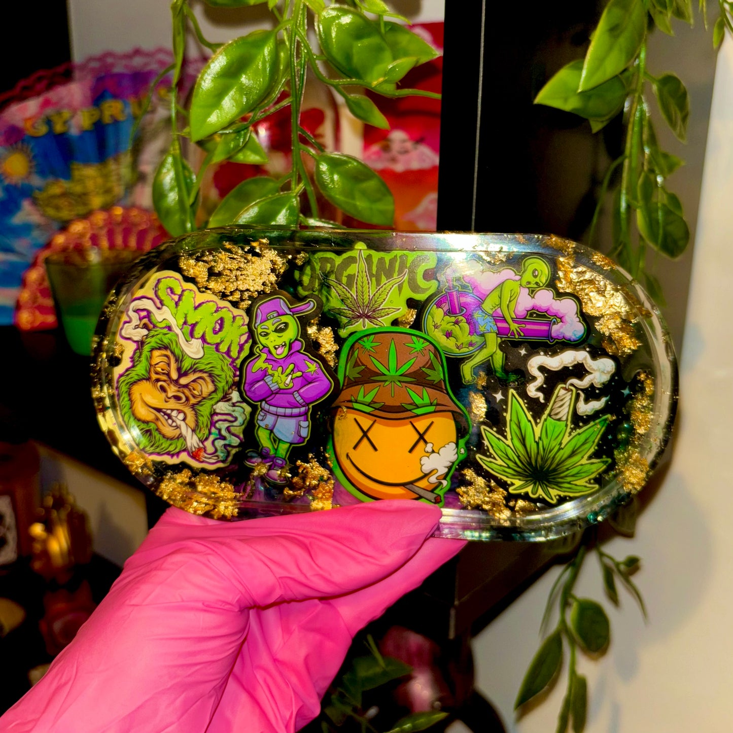 Green alien vibe tray