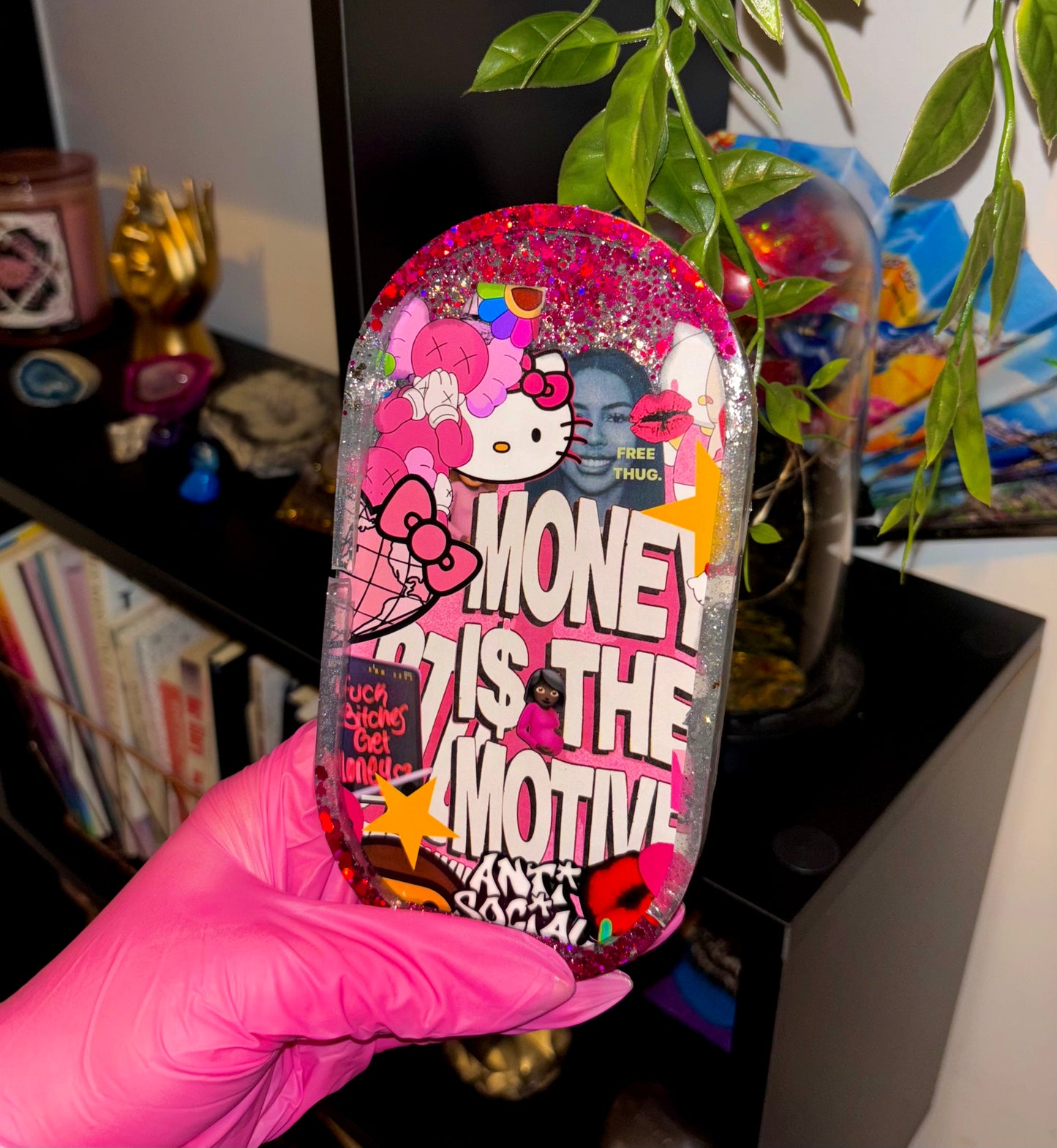 Pink and silver hello kitty money tray